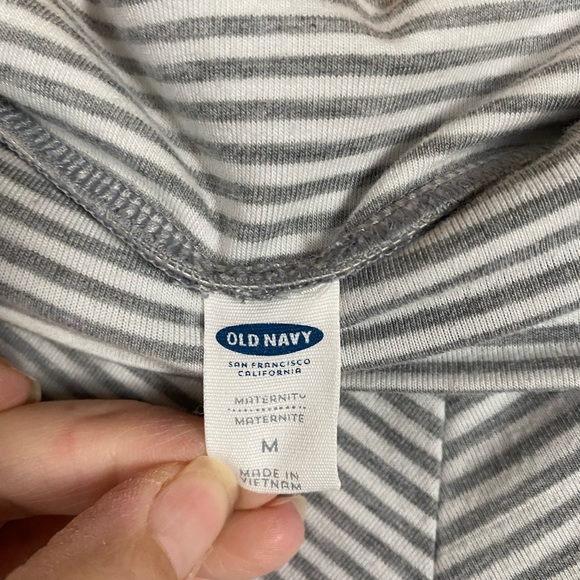 NWOT Old Navy Grey and white striped maxi Maternity skirt- M - Picture 2 of 2